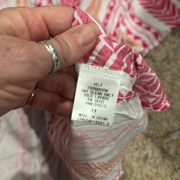 Top - Picture 5 of 6